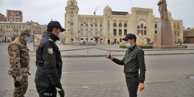 Azerbaycan'da karantina uzatıldı