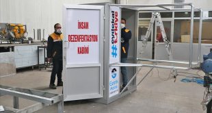 Gıda makineleri üreten firma dezenfekte kabini imal ediyor