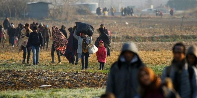 "Yunanistan sığınmacıları zorla Türkiye'ye gönderiyor"