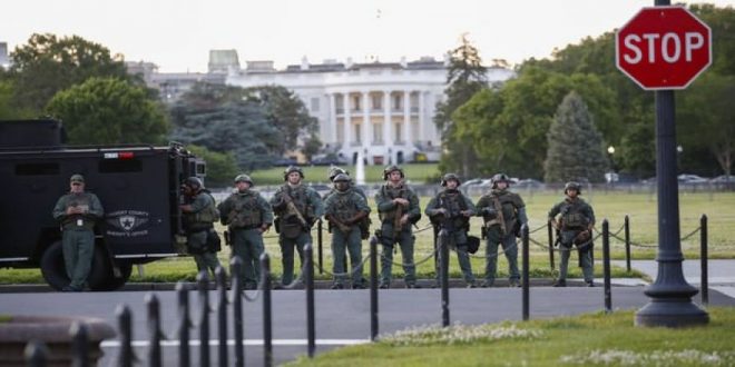 Washington'da Sokağa Çıkma Yasağı İlan Edildi