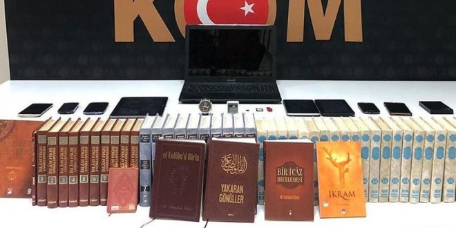 Türkiye'de Kuran tefsiri 'yasaklı kitap-örgütsel döküman' olarak servis edildi