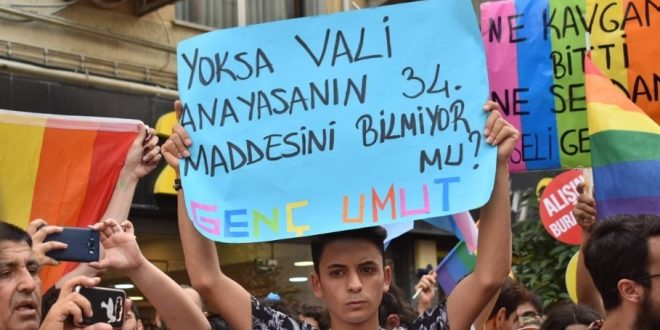 LGBT'li sapkınlar toplumsal dokuyu darmadağın etme peşinde