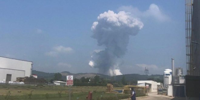 Sakarya'da havai fişek fabrikasında patlama [VİDEOLU]