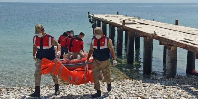 Van Gölü'nde batan göçmen teknesinde can kaybı 45'e yükseldi