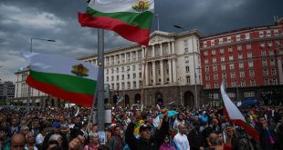 Bulgaristan’da hükümet karşıtı protestolar sürüyor