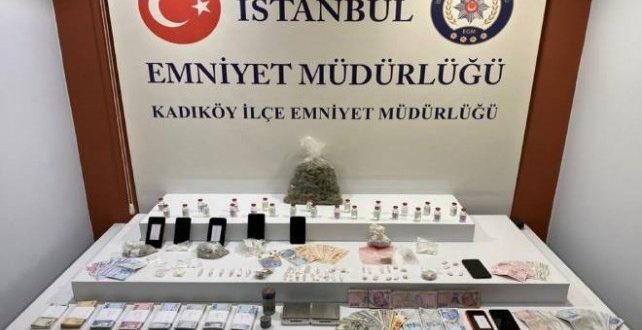 İstanbul'da uyuşturucu operasyonunda 5 kişi tutuklandı