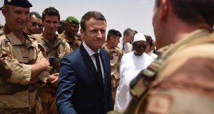 Macron’dan Mali ordusuna 'sivil yönetime geçiş' çağrısı