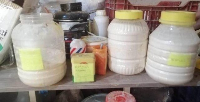 Tarihi geçen 3 ton peyniri piyasaya süremeden yakalandı