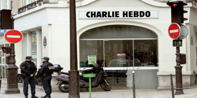 Charlie Hebdo, Allah Resulü'ne(s.a.v) hakaret içeren karikatürlerini yeniden yayınlayacak