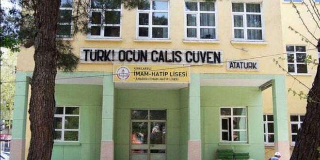 Haliç Üniversitesi Erol Mütercimler hakkında soruşturma başlattı