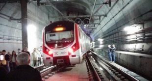 Marmaray'da yüksek gerilim hattındaki kablolar yandı