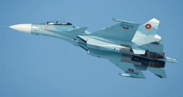 Rusya'da Su-30 savaş uçağı düştü