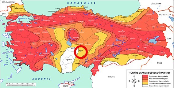 Kandilli Rasathanesine göre Niğde'de 5.4'lük deprem.