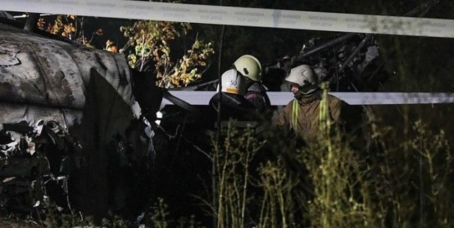 Ukrayna'da düşen askeri uçağın karakutusuna ulaşıldı