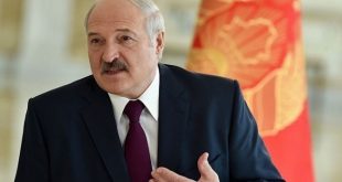 Belarus lider Lukaşenko tutuklu muhaliflerle cezaevinde görüştü