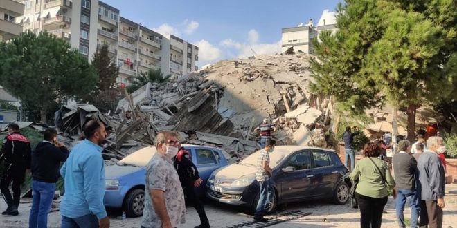 İÇİŞLERİ BAKANI SOYLU: BORNOVA VE BAYRAKLI'DA 6 BİNA YIKILDI!