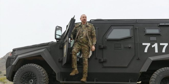 Aliyev işgalinden kurtarılan bölgeleri ziyaret etti