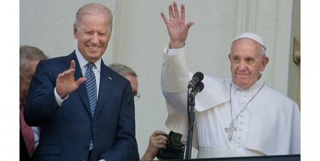 Papa'dan Joe Biden'a seçim tebriği