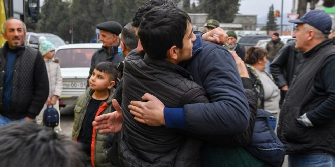 Rusya 40 bine yakın Ermeniyi Dağlık Karabağ'a geri taşıdı