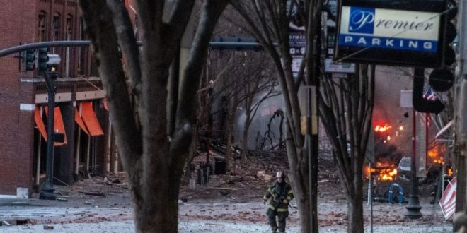 ABD'de Noel sabahı meydana gelen patlamanın intihar saldırısı  olabileceğinden şüpheleniliyor