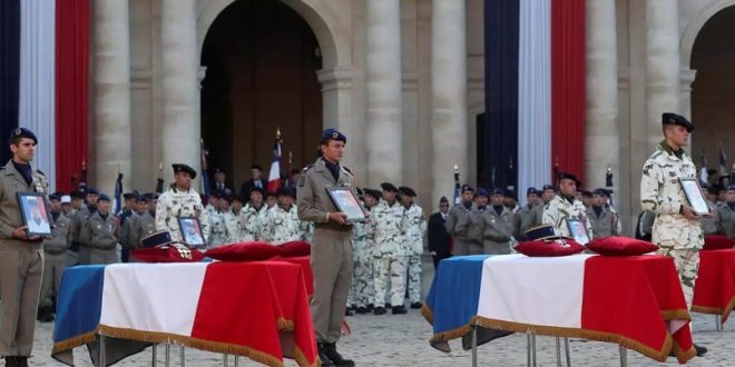 Mali'de 5 Fransız askerin öldüğü saldırıları El Kaide üstlendi