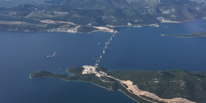 Hırvatistan tartışmalı köprü inşaatında sona yaklaştı: "Bosna'nın denizi çalınıyor"