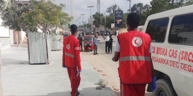 Mogadişu'da askeri konvoya bombalı saldırı