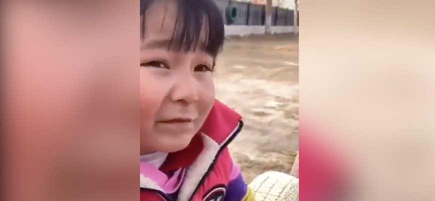 Küçük kızın sözleri yürek burktu: "Uygurca ismimi söylersem cezalandırılırım"