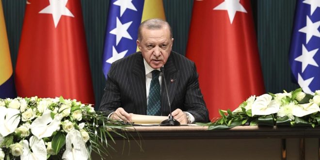 Erdogan'dan Mısır açıklaması: Bizimle ters düşmez!