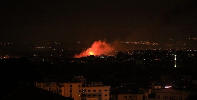 İsrail uçakları Gazze'yı bombaladı!