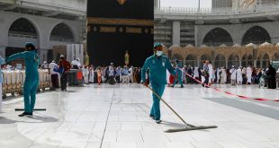 Kabe'de Ramazan'a hazırlık!