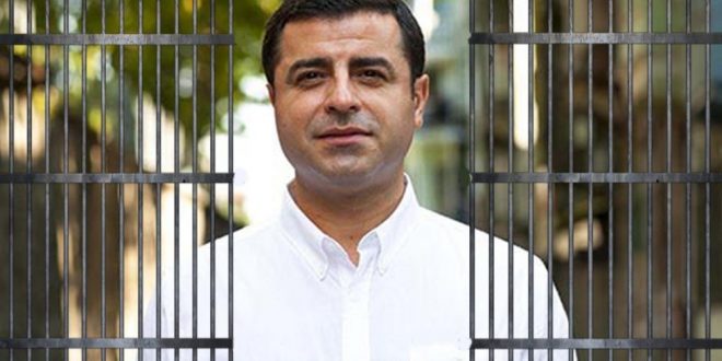 Selahattin Demirtaş'a 'tehdit' suçundan hapis cezası!