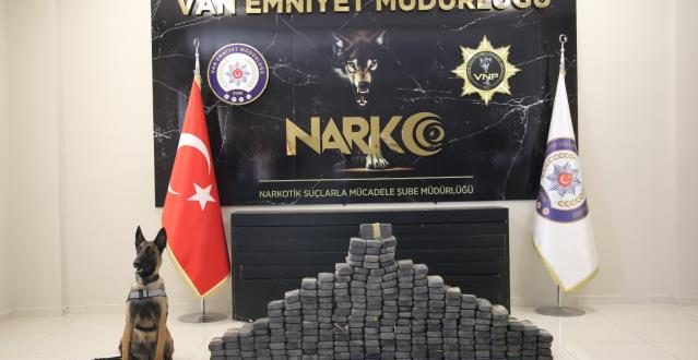 Van'da araç aramasında 205 kilo 240 gram eroin ele geçirildi!