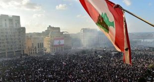 Yükselen dolar Lübnan'da protestoları yeniden alevlendirdi!