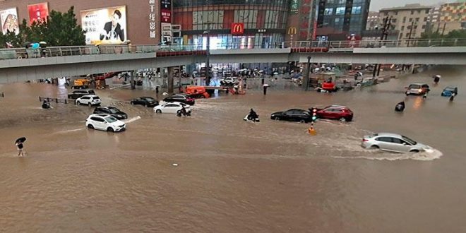 Çin'de sel:12 ölü!