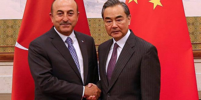 Mevlüt Çavuşoğlu Çinli Mevkidaşı ile Özbekistan'da görüştü!