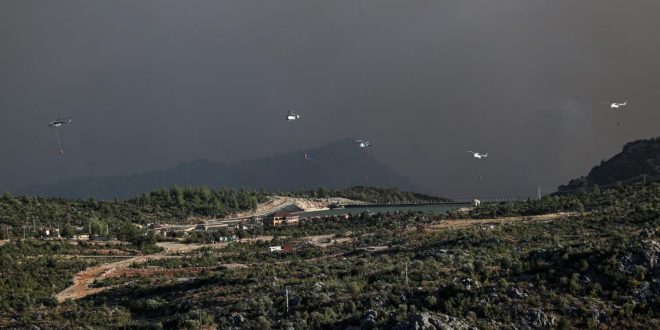 Türkiye'deki orman yangınlarına 6 ülkeden hava desteği geldi