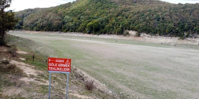 İstanbul'a su sağlayan iki baraj kuruma noktasına geldi