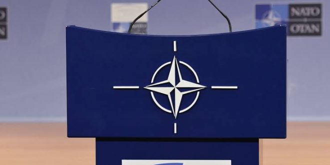 NATO'daki Rusya misyonundan 8 kişinin akreditasyonu iptal edildi