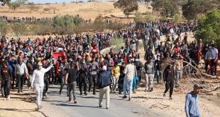 Tunus'ta protesto gösterileri yayılıyor