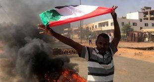 Sudan'da darbe protestoları devam ediyor: 4 ölü