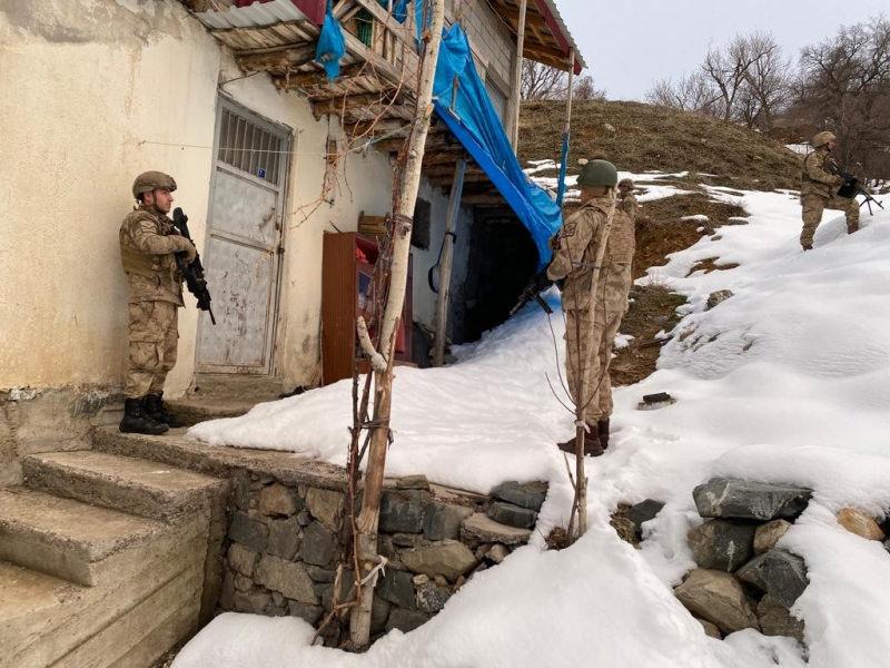 Bitlis merkezli PKK operasyonu!