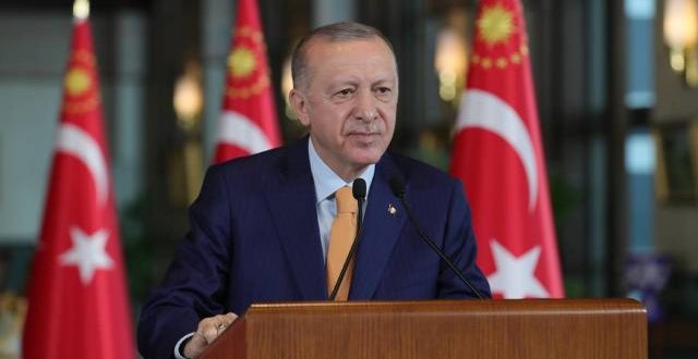 Erdoğan 2021 ihracat rakamını açıkladı