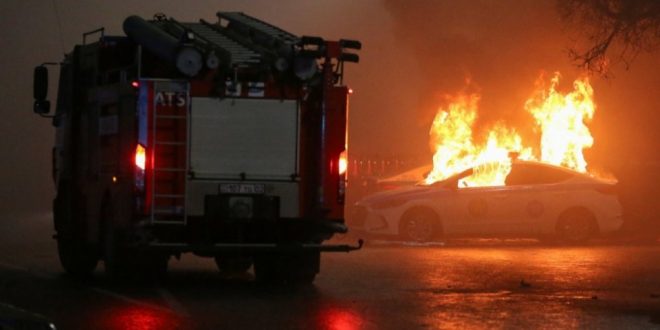 Kazakistan'da protesto gösterilerinin ardından hükümet istifa etti