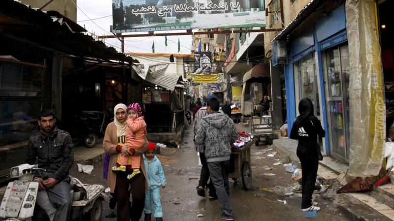 Lübnan'da mülteciler yardımları azaltan BM'yi protesto etti