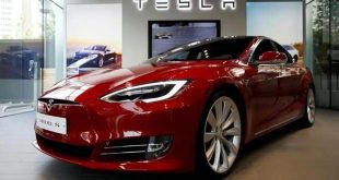 Tesla sürücüsüz araç hizmetine zam yaptı