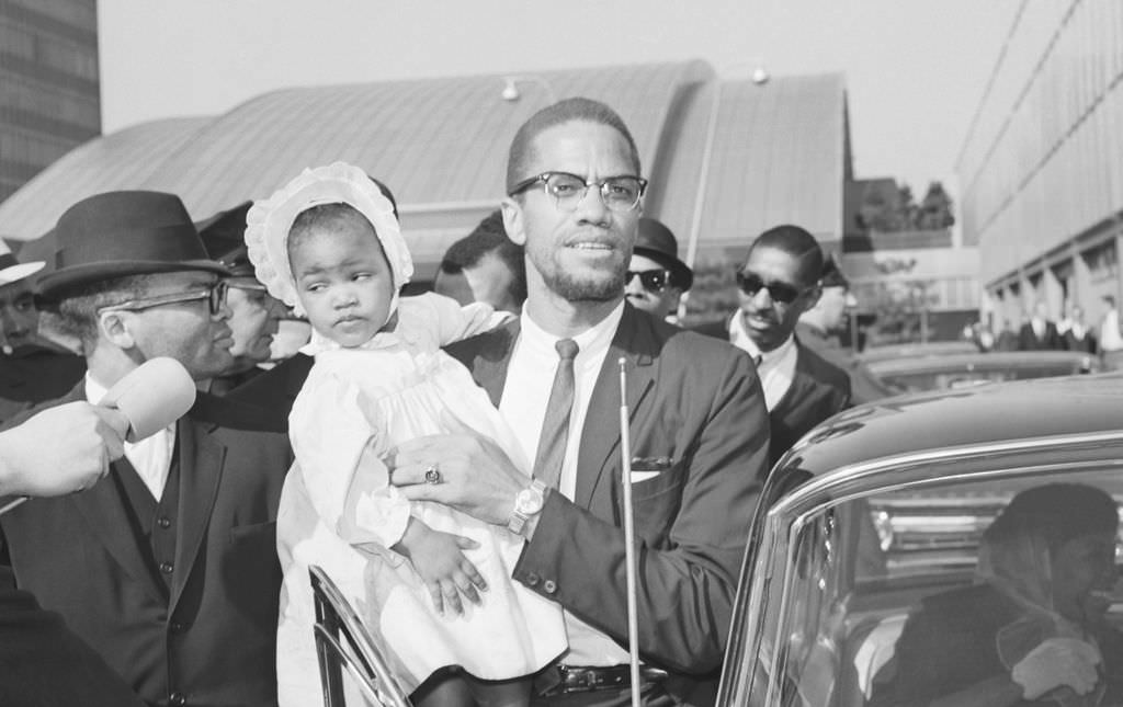 Malcolm X kimdir?