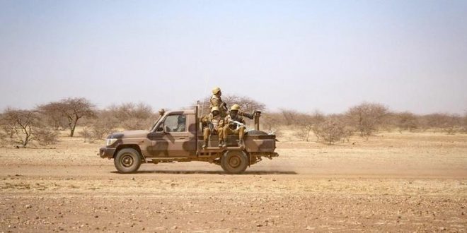 Burkina Faso'da ordu güçlerine çifte bombalı araç saldırısı