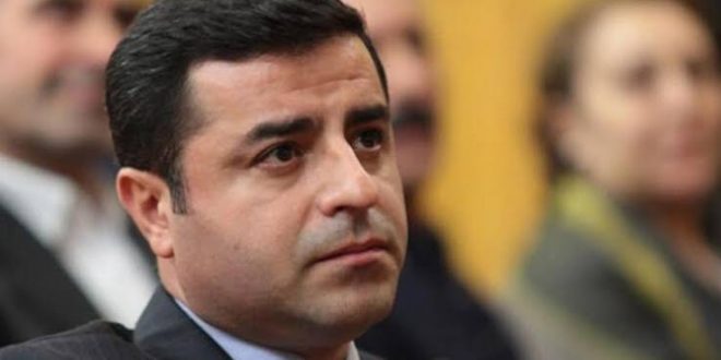 Selahattin Demirtaş'ın hapis kararı bozuldu