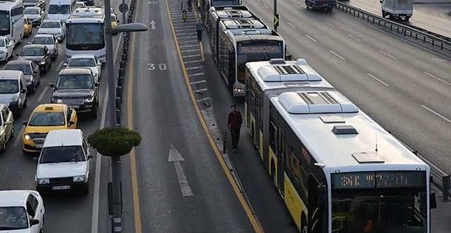 Toplu ulaşıma dev zam yapıldı